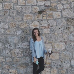 Meet your Posher, Alyssa